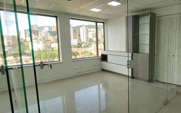 58m2 oficina Arriendo Poblado - Astorga