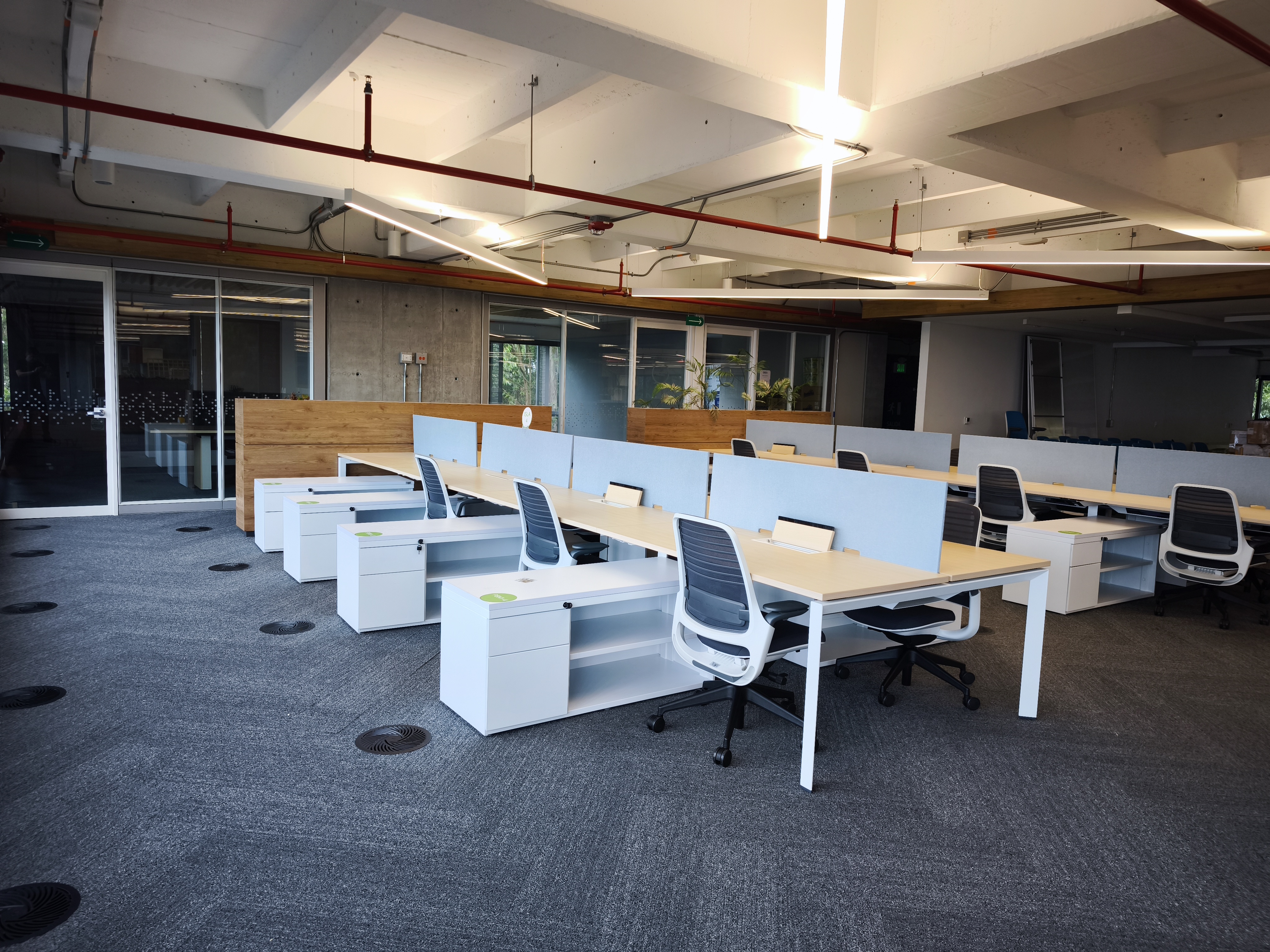 321m2 oficina arriendo Medellín - Av. Las Palmas