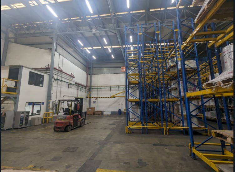 1.000m2 bodega arriendo Medellín - Poblado
