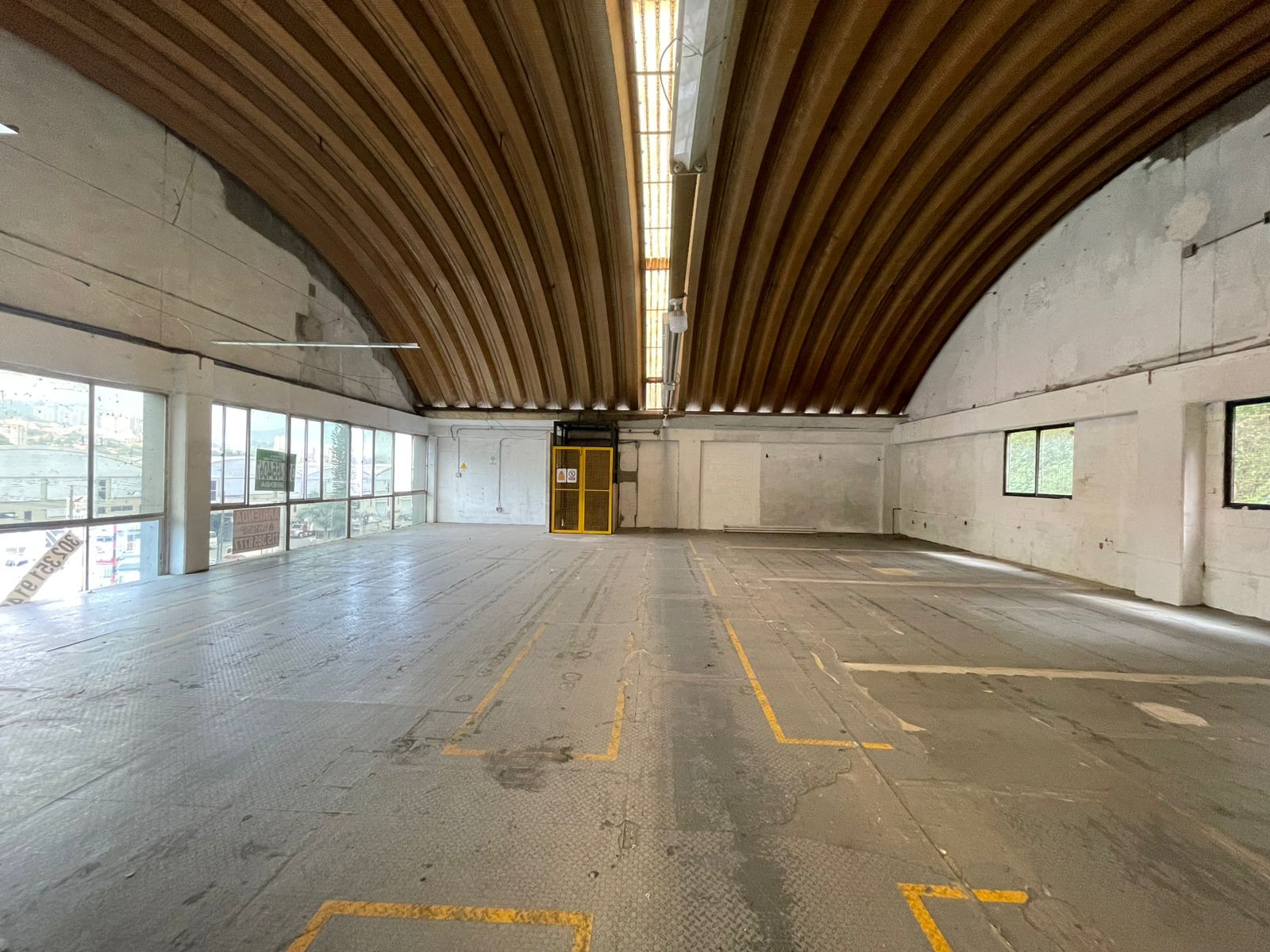 681 m2 Bodega Arriendo 3 niveles Parque Industrial Variante Caldas