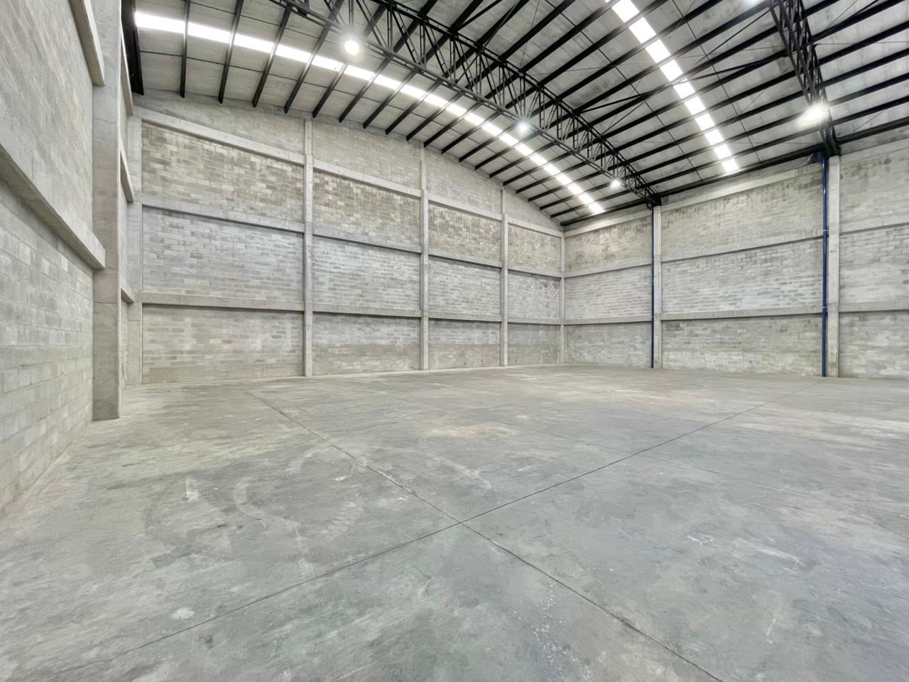 715M2 En Girardota Parque Industrial Bodega Arriendo