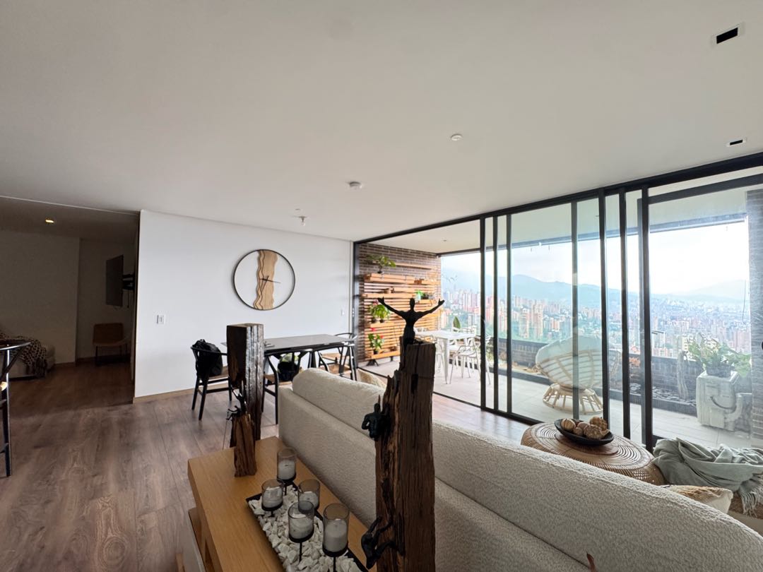 120m2 Apartamento en El Poblado 