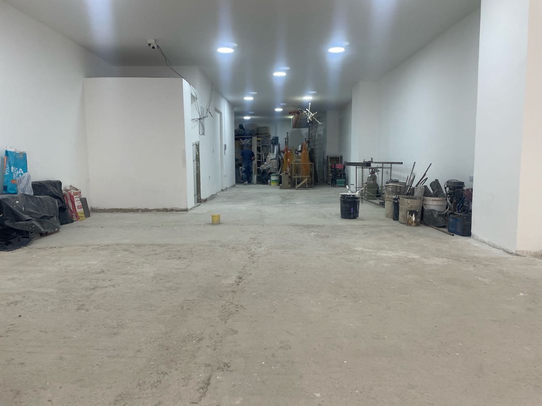 133M2 Local Comercial PARA ESTRENAR en Sabaneta