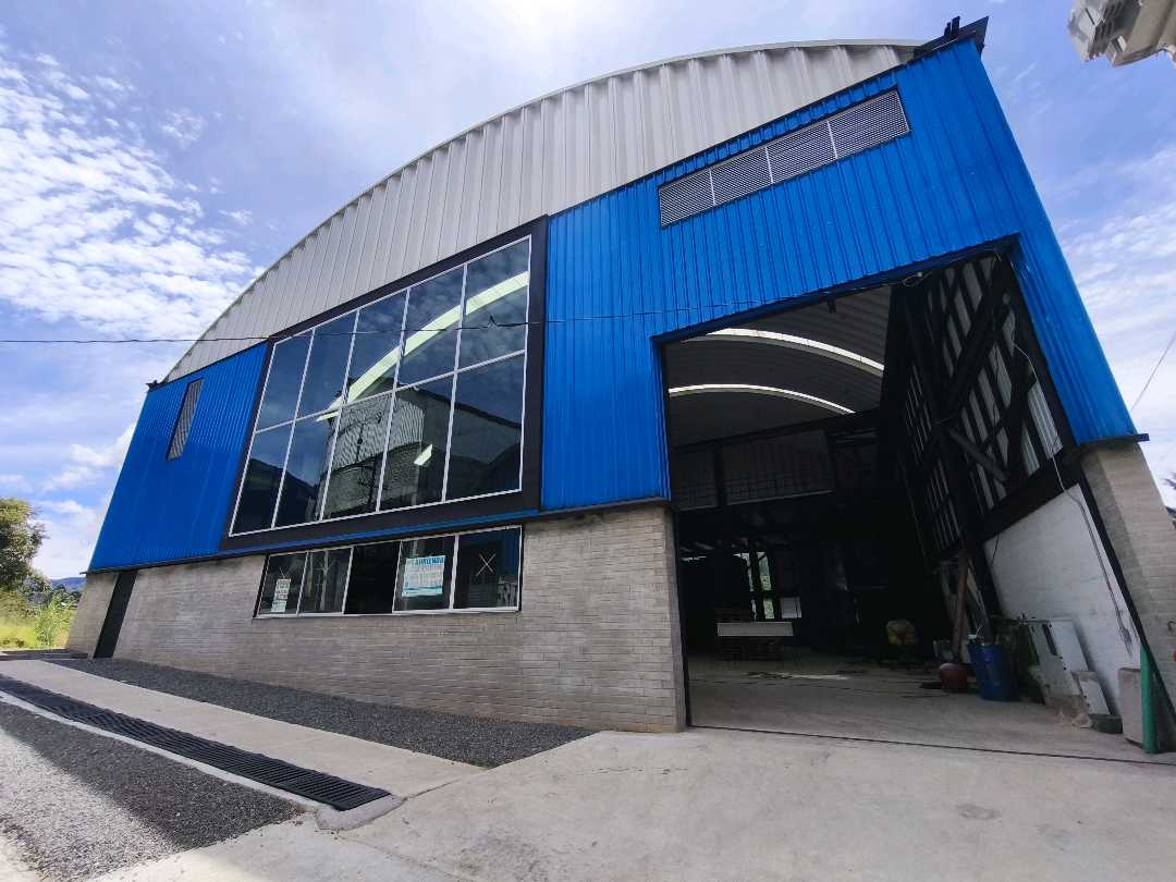 1.580m2 bodega arriendo Guarne Parque Industrial
