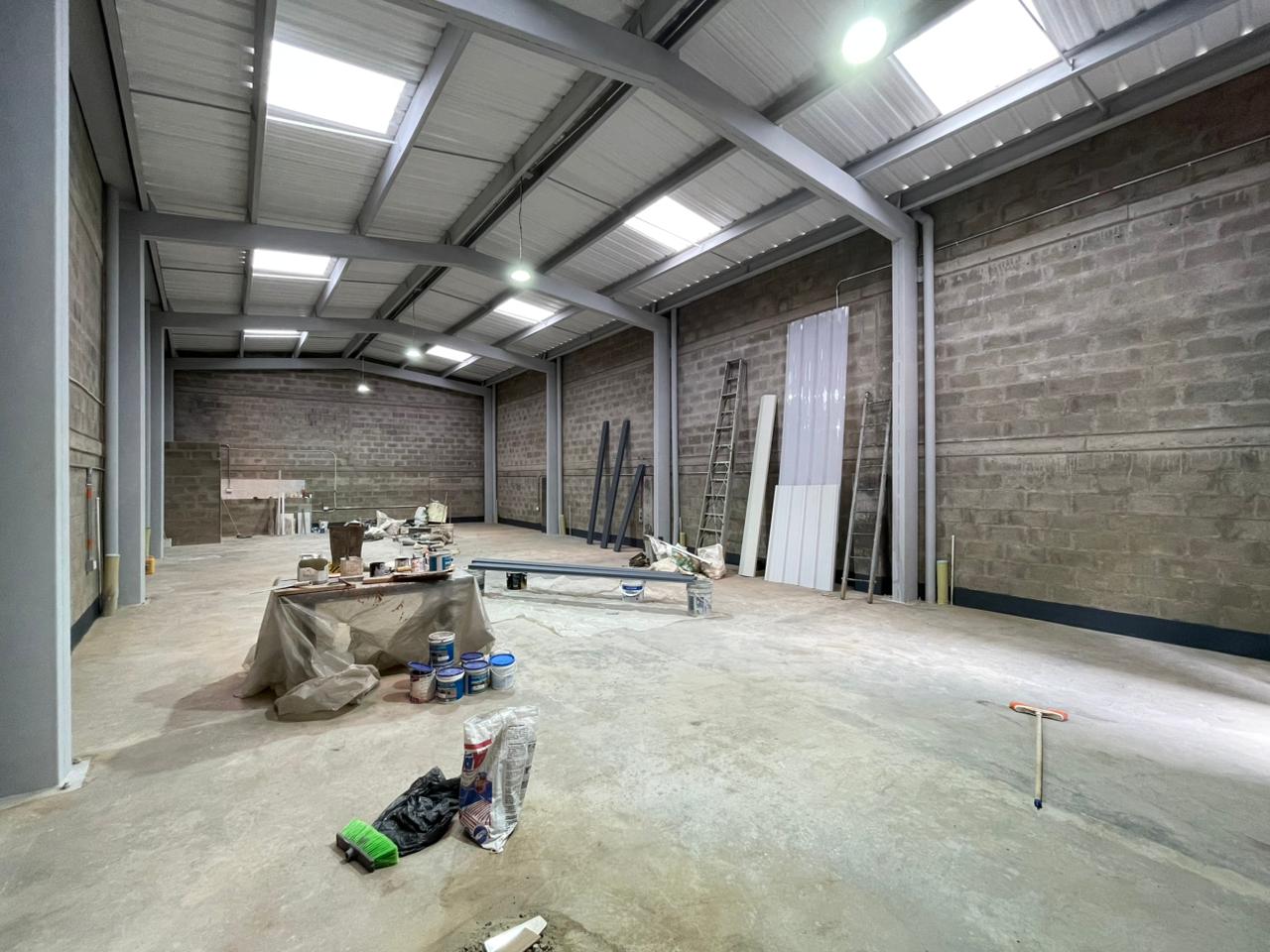 220 M2 bodega arriendo sabaneta