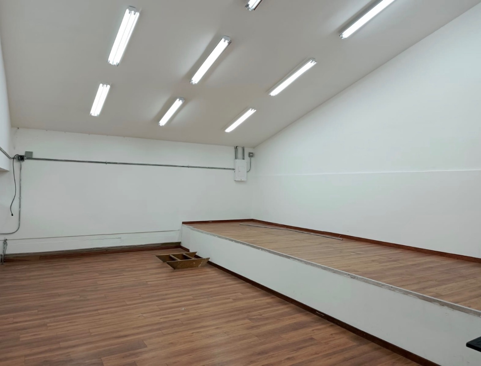 238m2 arriendo local Itagüí
