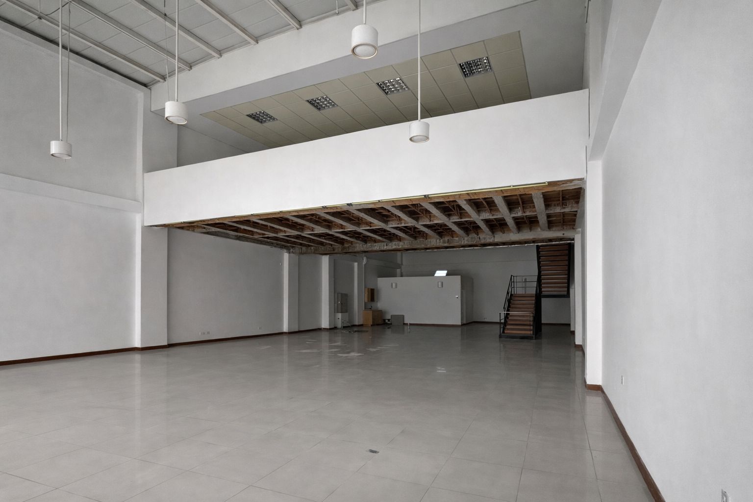 300m2 Local comercial en el Centro de Itagüí