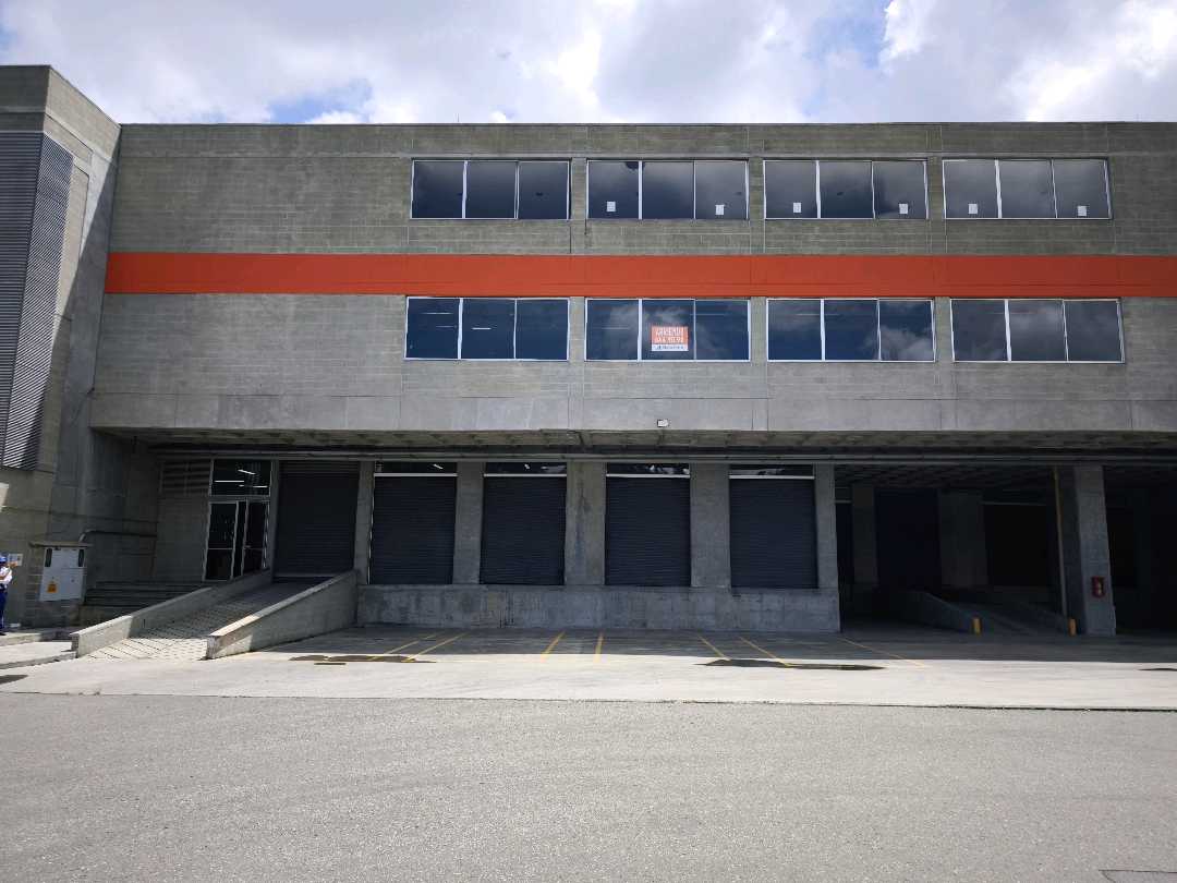 3.100m2 bodega arriendo Parque Industrial Guarne