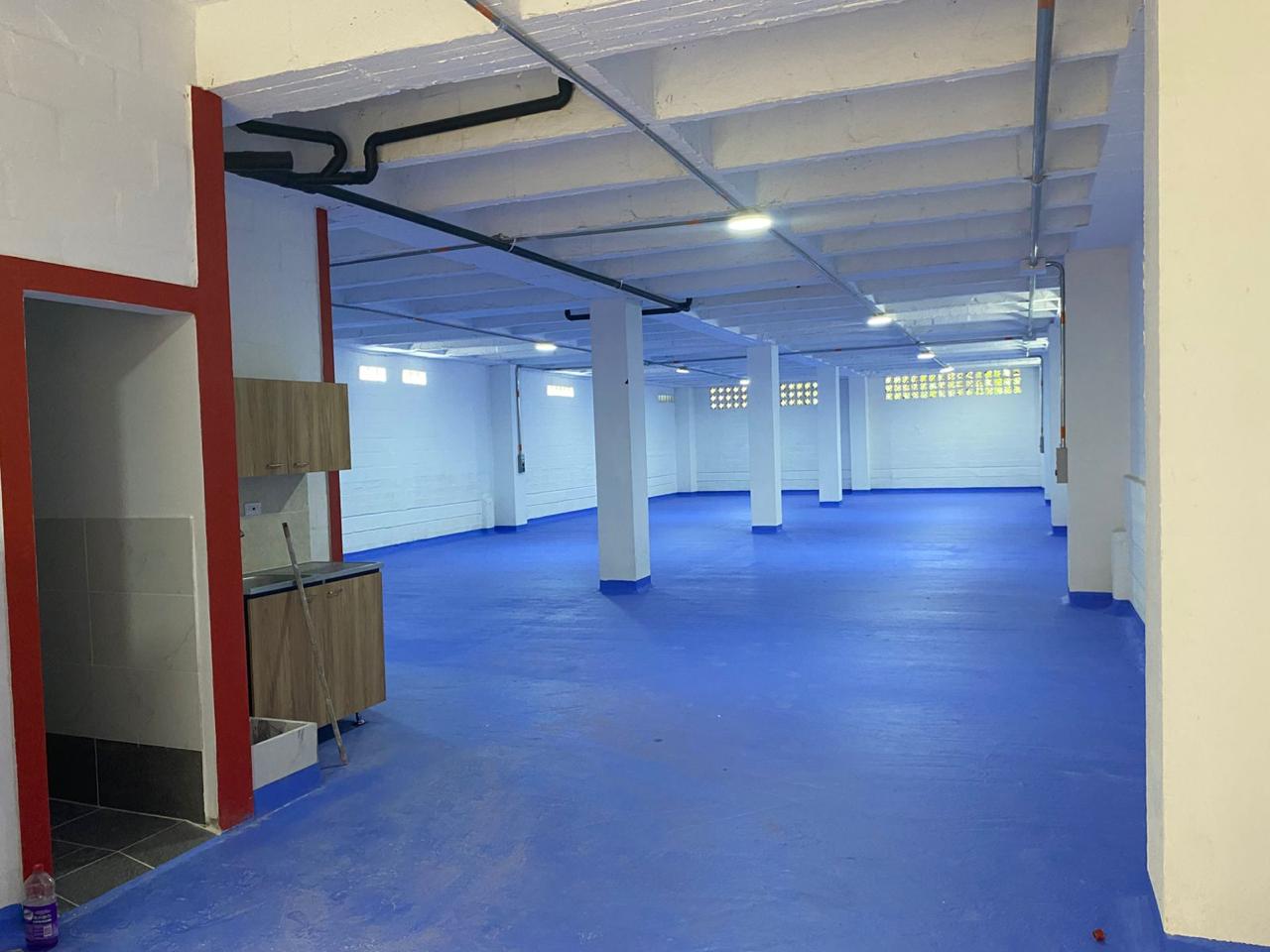 320m2 bodega arriendo San Antonio de Prado - 2do Piso