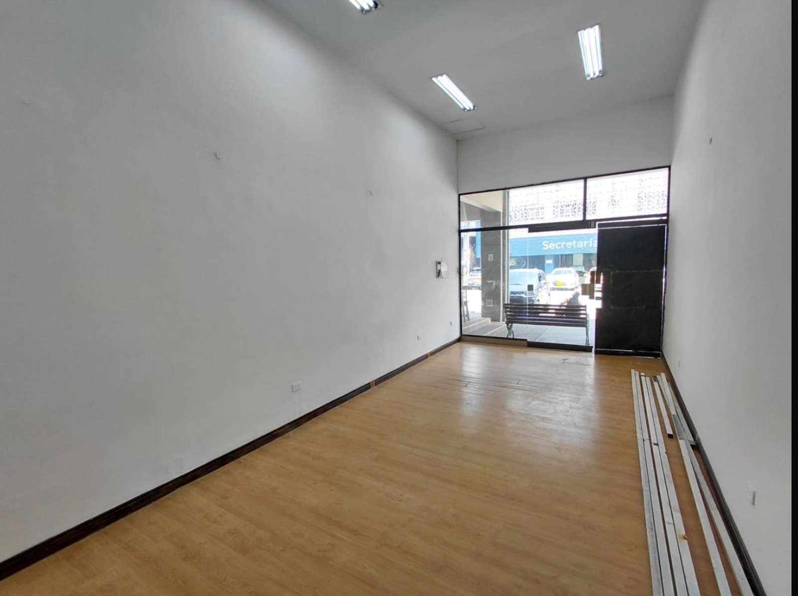 32m2 arriendo local Itagüí