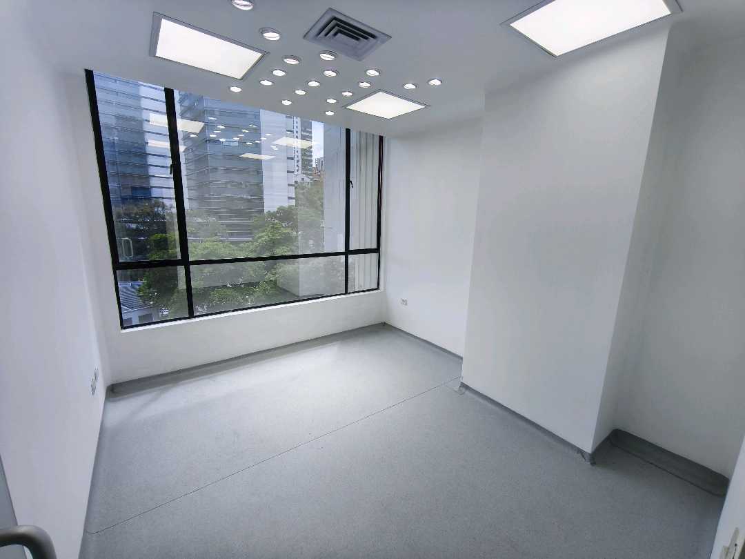 46m2 Oficina / local arriendo en El Poblado