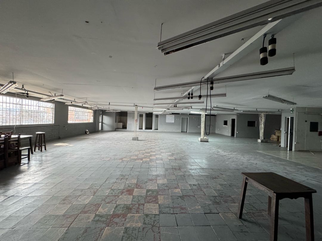 520m2 Arriendo bodega 3 er piso