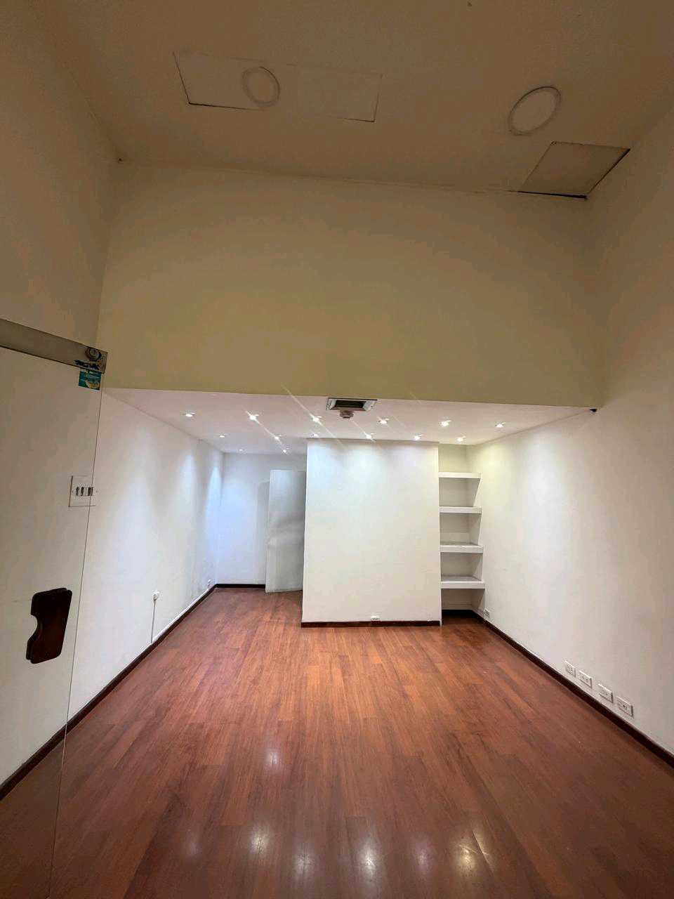 54m2 venta Local san Diego