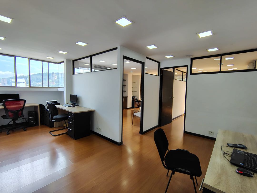 63m2 Oficina en Arriendo en el Poblado