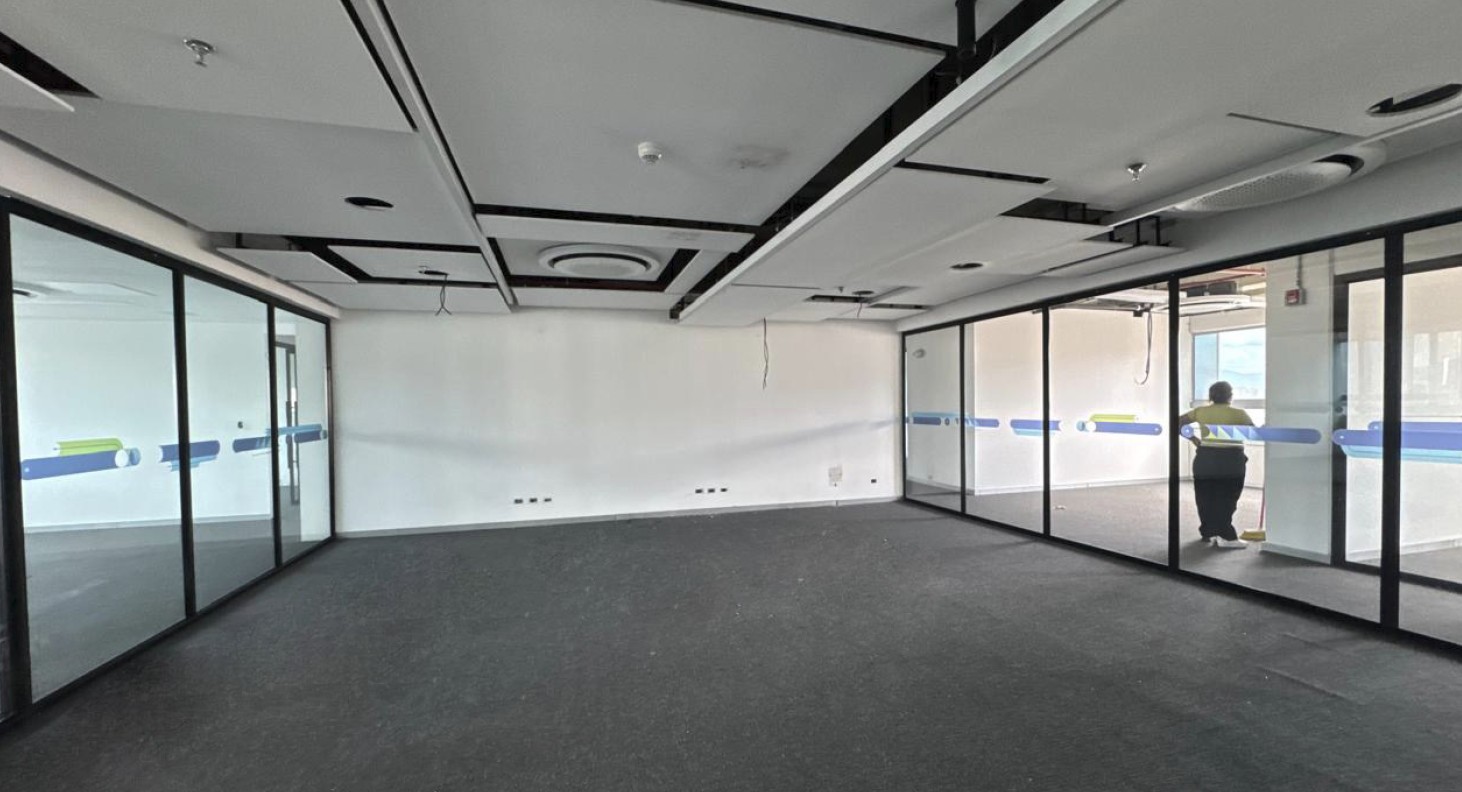 705m2 Oficina arriendo Sabaneta