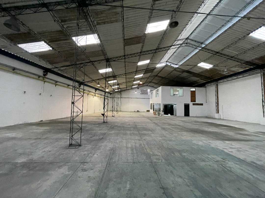 850m2 bodega arriendo PI La Estrella