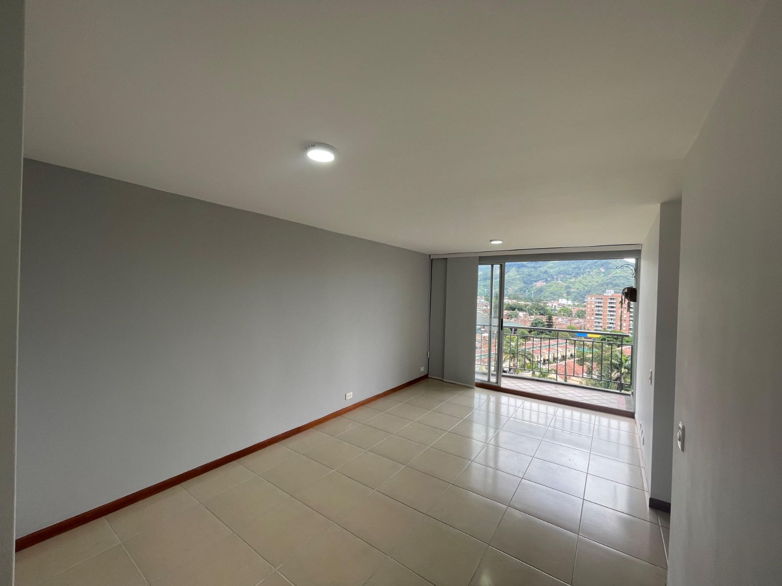 95M2 Apartamento en arrendamiento Suramerica Itagui