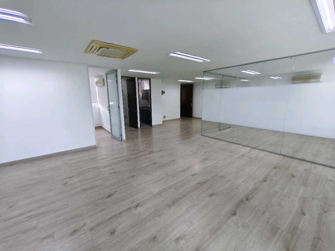 97m2 Oficina Medellín El Poblado Milla de Oro