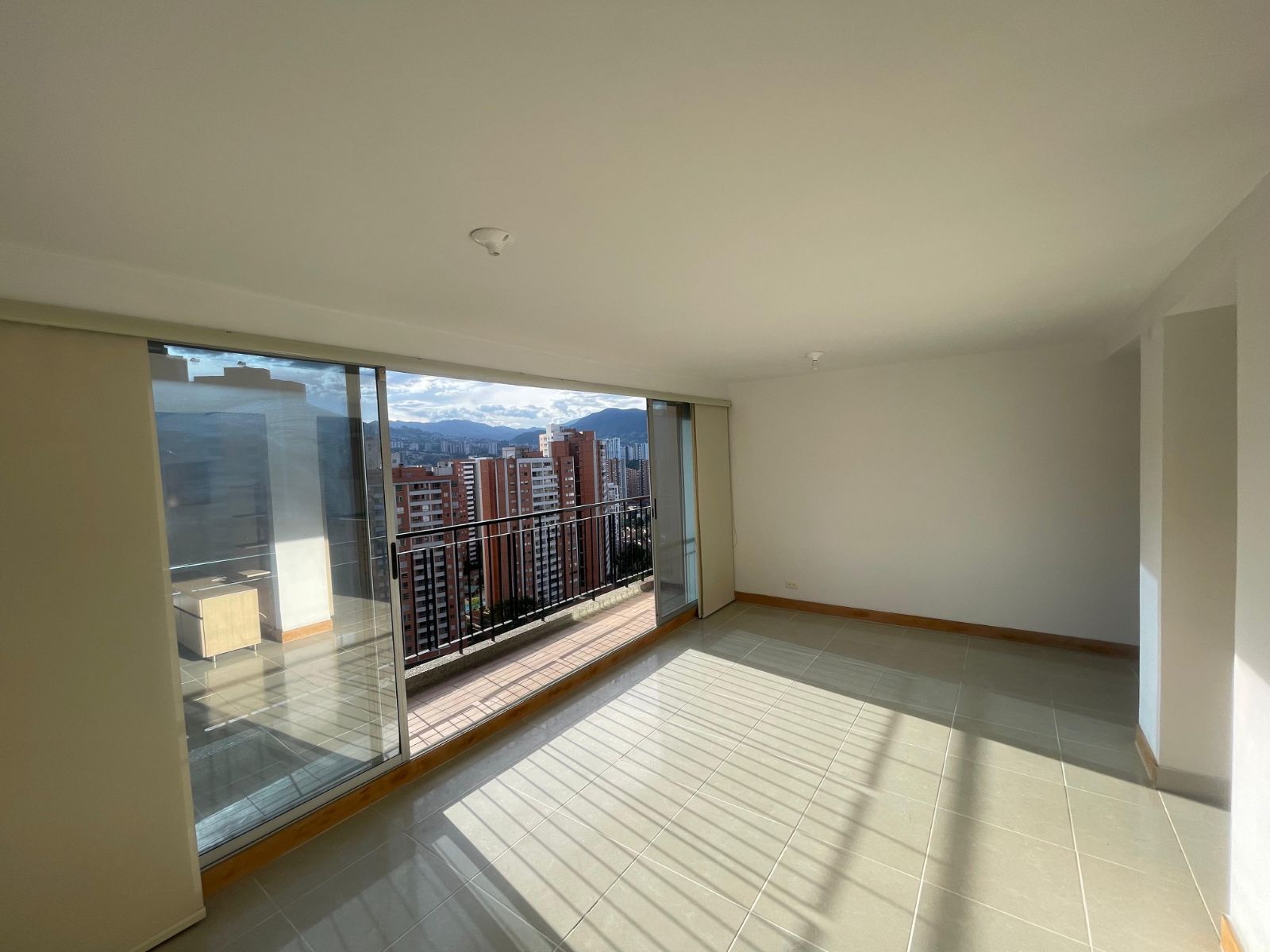 82M2 Apartamento en Arrendamiento Mundo Sabaneta